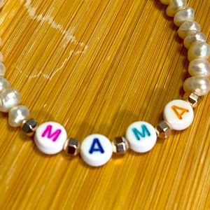 Mama Bracelet, Kylie Baby - stackable pearlescent NWT